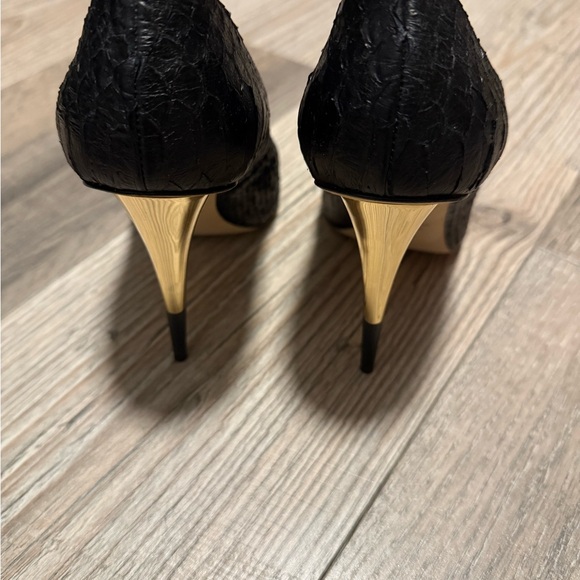 Giuseppe Zanotti Black Croc Heels with Gold Stiletto - Picture 6 of 7